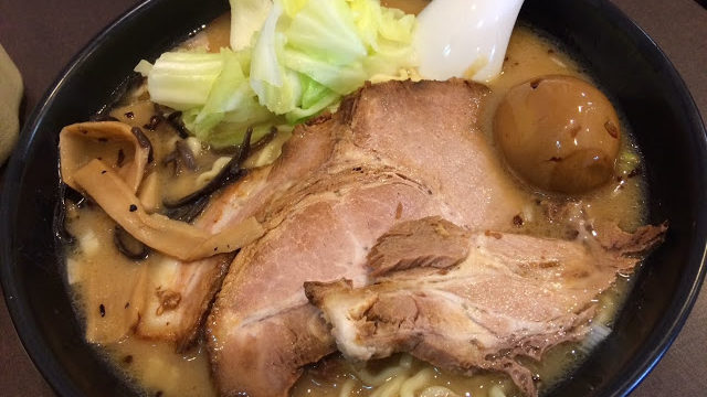 【鹿児島のおいしいお店】『麺人 佐藤』（鹿児島市宇宿）：「鶏白湯醤油ラーメン」と「醤油つけ麺」食べてきました(*^_^*)