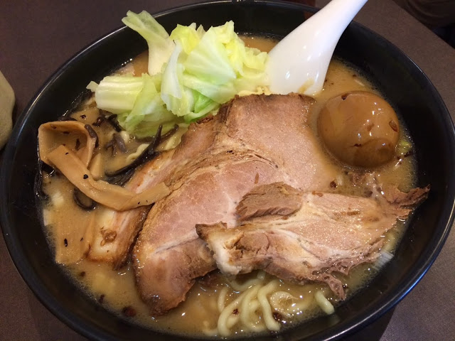 【鹿児島のおいしいお店】『麺人 佐藤』（鹿児島市宇宿）：「鶏白湯醤油ラーメン」と「醤油つけ麺」食べてきました(*^_^*)